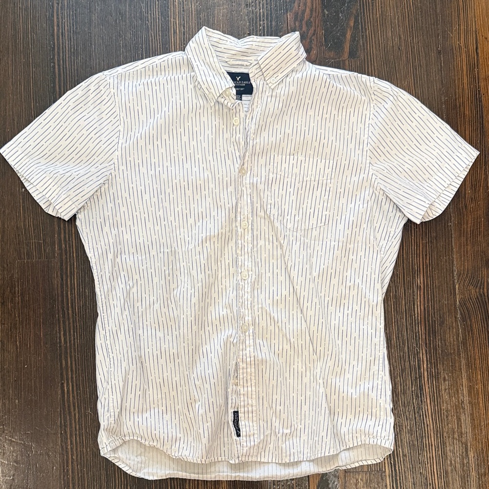American Eagle Outfitters White and Blue Striped Button Down Shirt